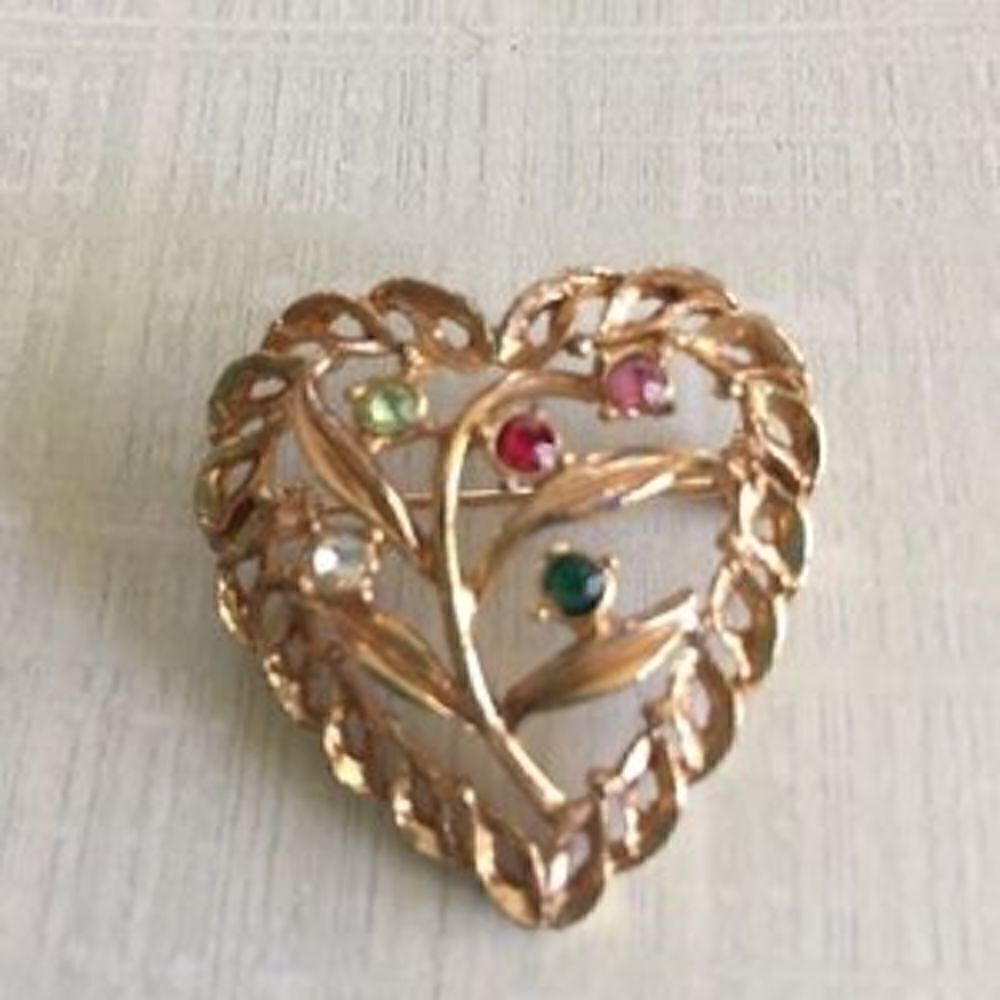 Valentine's Galentines Gold heart pin with rhinestones Vintage